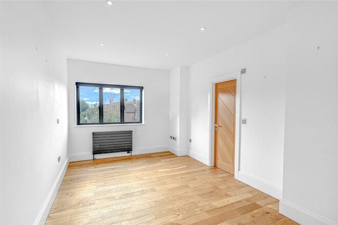Mount Avenue, Essex, SS0