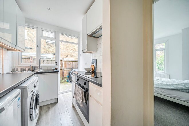 Elsinore Road, London, SE23