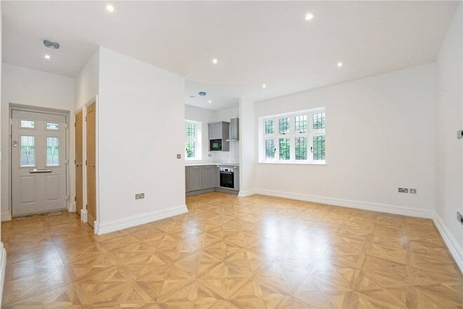 New Place, Sunningdale, SL5
