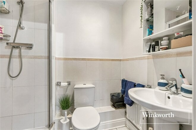 Shillingford Close, London, NW7