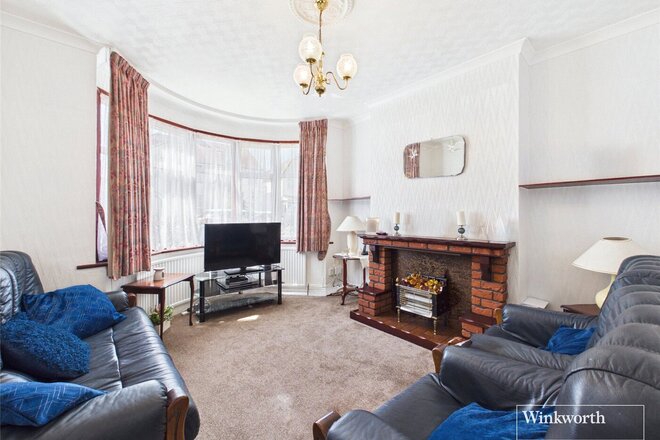 St. Georges Avenue, London, NW9