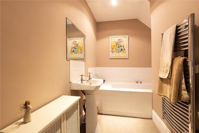 Larpent Avenue, London, SW15