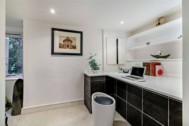 Warminster Road, Bath, BA2