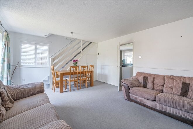 Walton Way, Berkshire, RG14