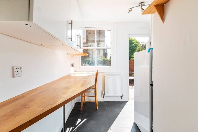 St Julians Farm Road, London, SE27
