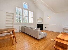 Roan Court, London, SE10