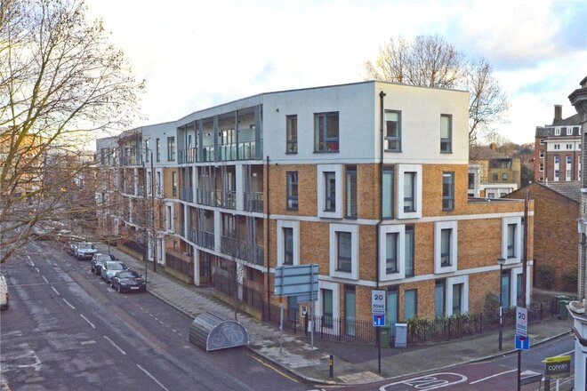 William Court, Greenwich, SE10