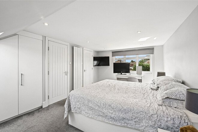 Aviemore Way, Beckenham, BR3