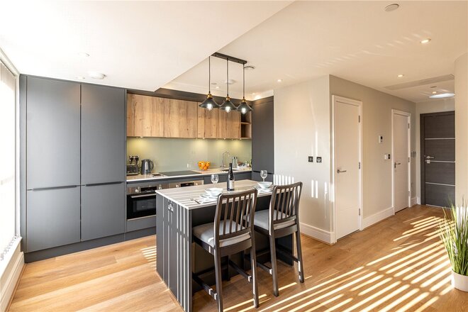 Bond House, Reading, RG1