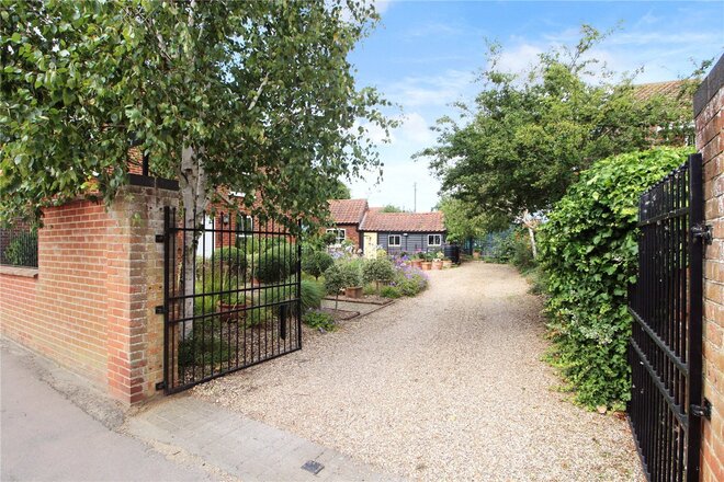 Reydon, Suffolk, IP18