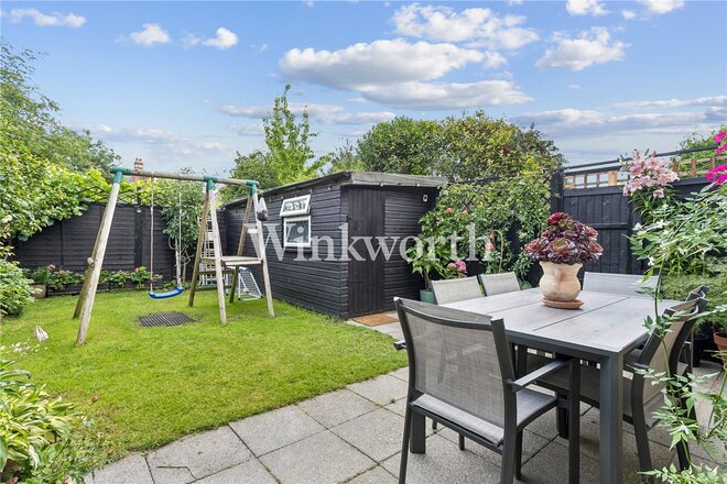 Fernleigh Road, London, N21