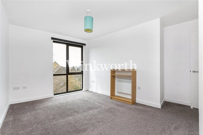 Arc Court, London, N11