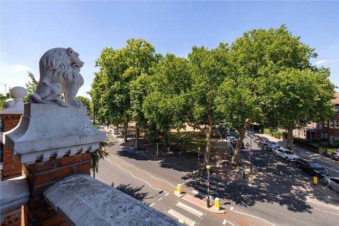 New Kings Road, London, SW6