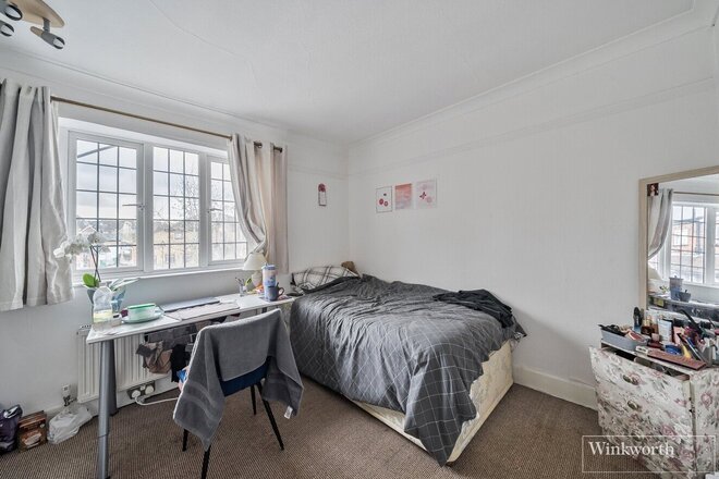 London Road, Ascot, SL5