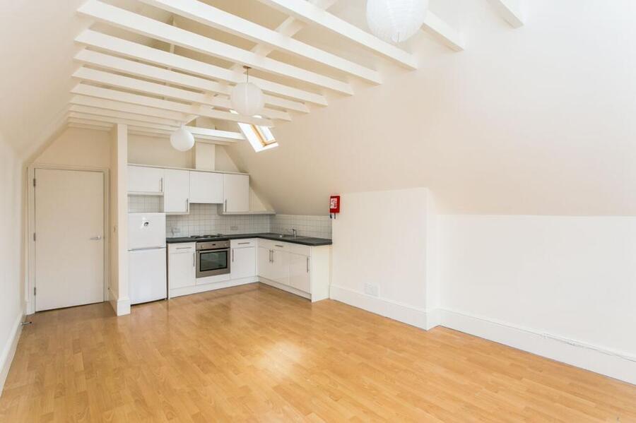 Kitchen/Reception