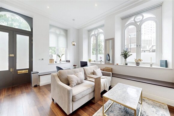 Cuthbert Street, London, W2