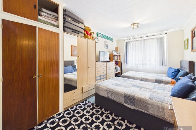 Eaton Drive, Kingston upon Thames, KT2