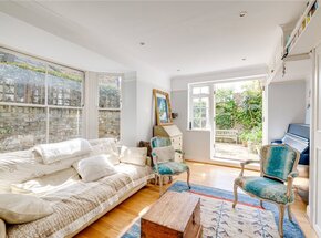 Favart Road, London, SW6