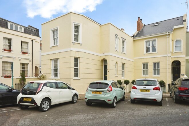 St. Lukes Road, Gloucestershire, GL53