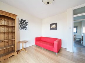 Rich Street, London, E14