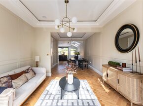 Falkland Road, London, N8