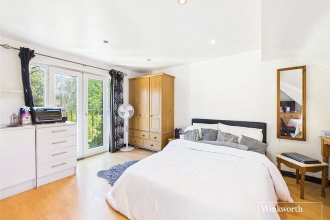 Holders Hill Drive, London, NW4
