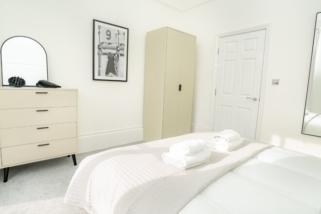Grosvenor Street, Gloucestershire, GL52