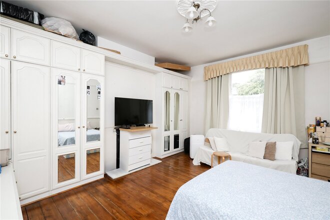 Eaton Rise, Ealing, W5