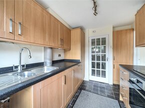 Riverside Gardens, Hampshire, SO51