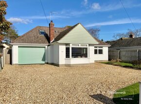 Smugglers Lane North, Christchurch, BH23