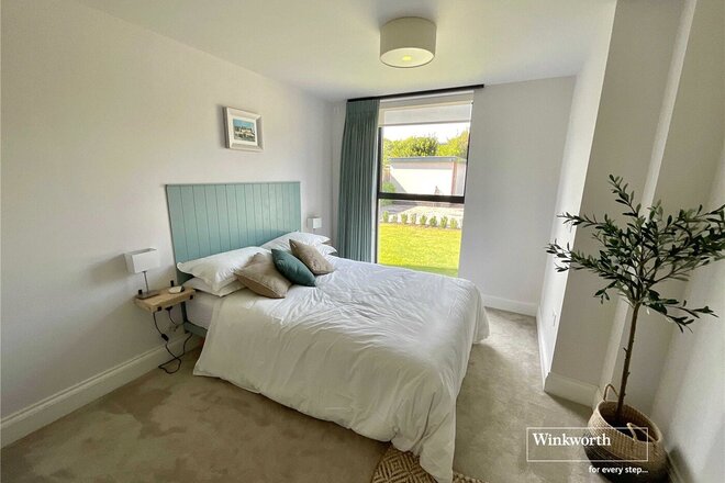 Wharncliffe Road, Christchurch, BH23
