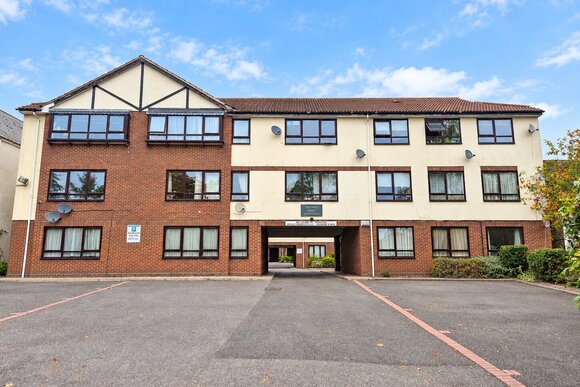Wood Street, High Barnet, EN5