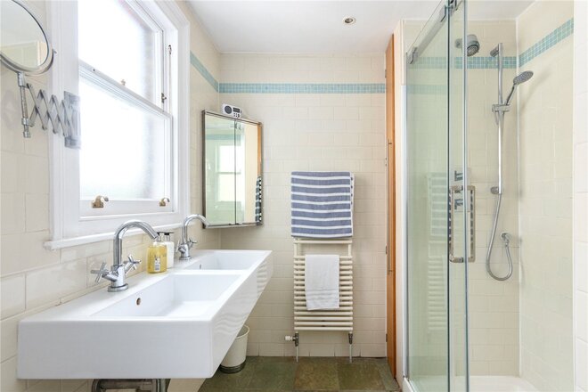 Thurlby Rd, London, SE27