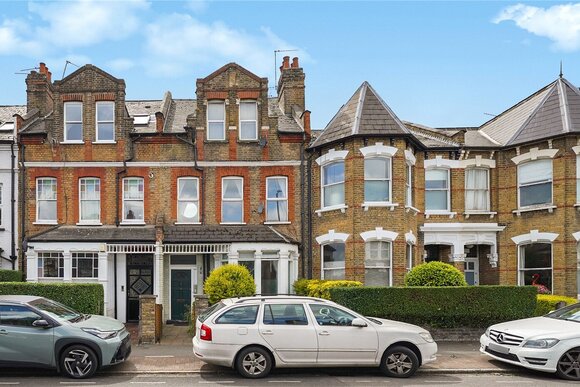 Ferme Park Road, London, N8