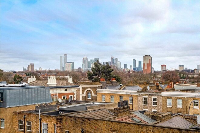 New Cross Road, London, SE14