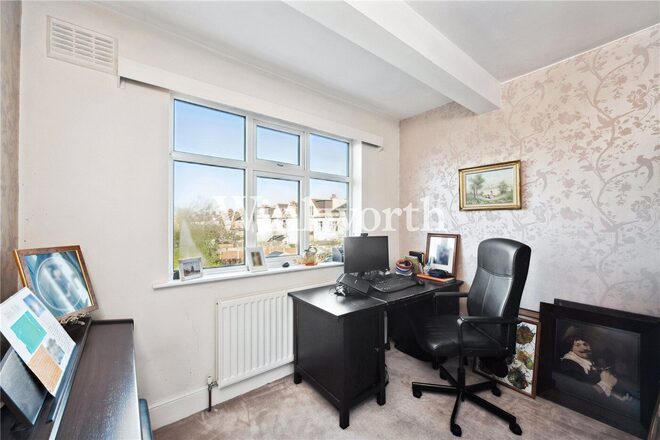 Fox Lane, London, N13