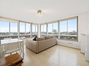 Stirling Court, Marshall Street, London, W1F