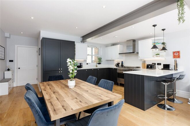 Standen Road, London, SW18