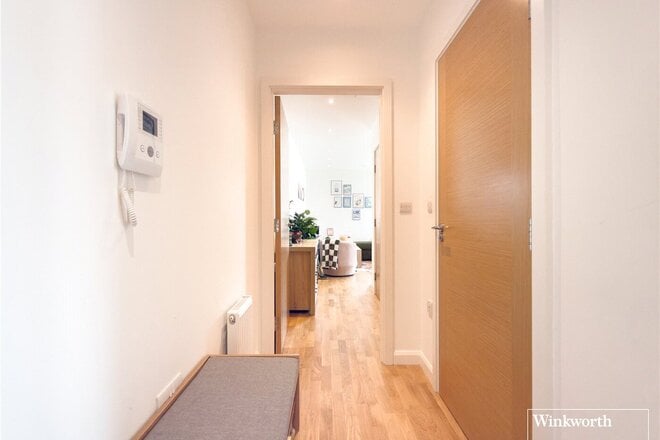 Station Approach, Ruislip, HA4