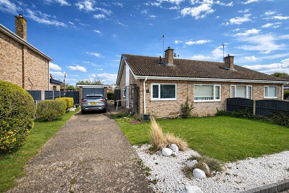 Stray Green, Sleaford, NG34