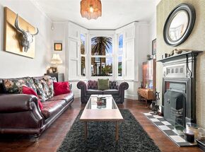 Kersley Road, London, N16