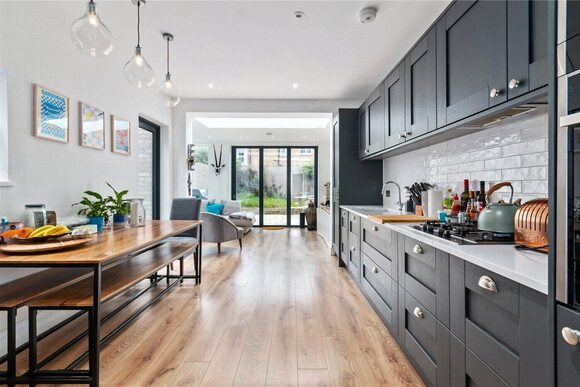 Fountain Road, London, SW17