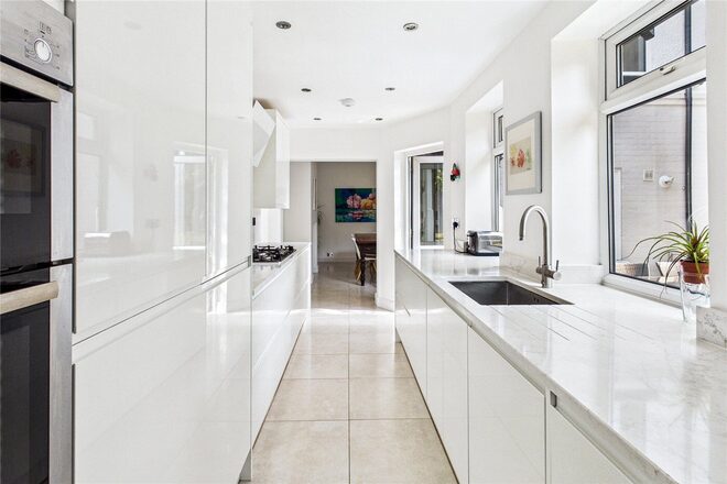Upper Tulse Hill, London, SW2