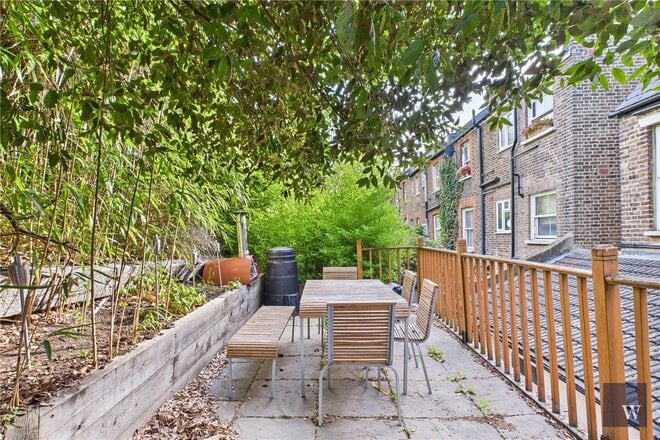Norwood Road, London, SE24