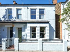 Roskell Road, London, SW15