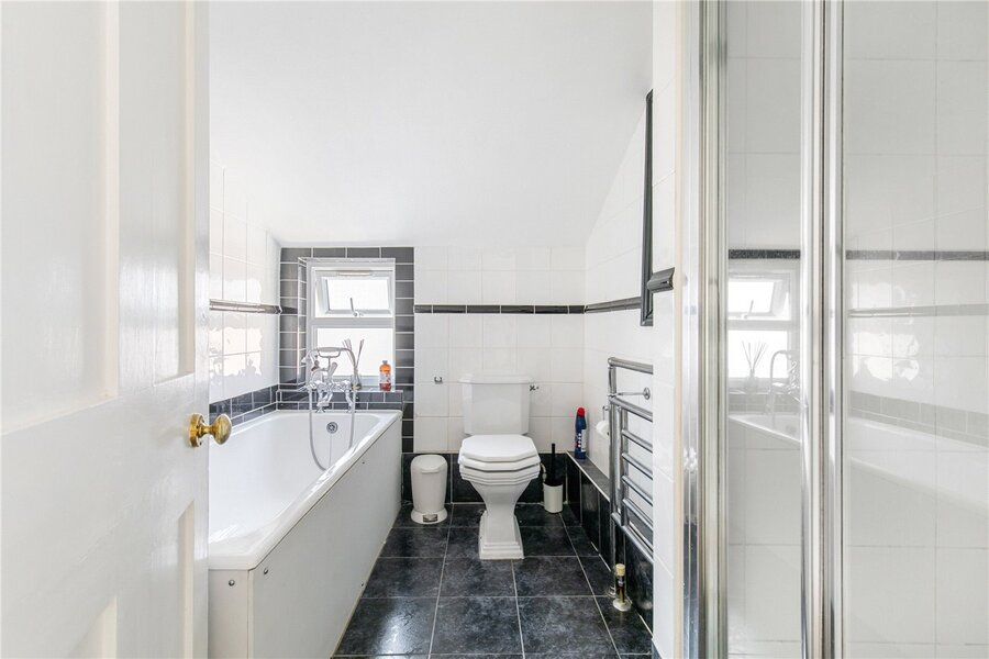 Ensuite Room