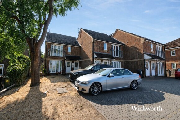 Cranes Way, Hertfordshire, WD6