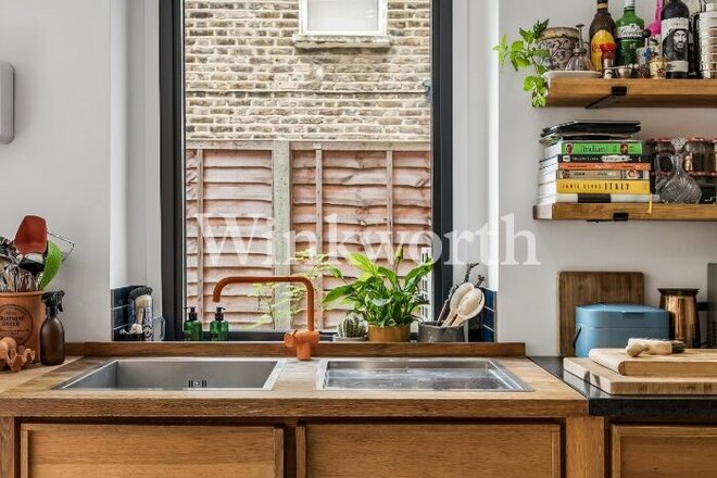 Wightman Road, London, N4