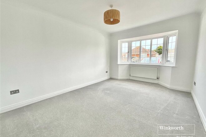 Somerford Avenue, Dorset, BH23