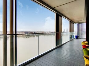 Bonnet Street, London, E16
